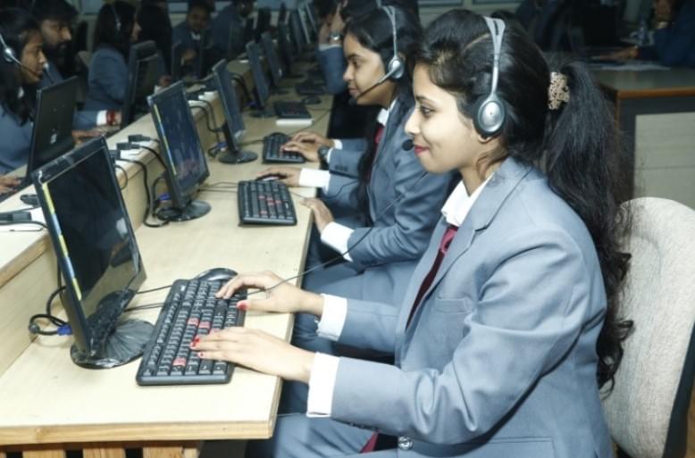 I Business Institute Greater Noida Language Lab photo 2